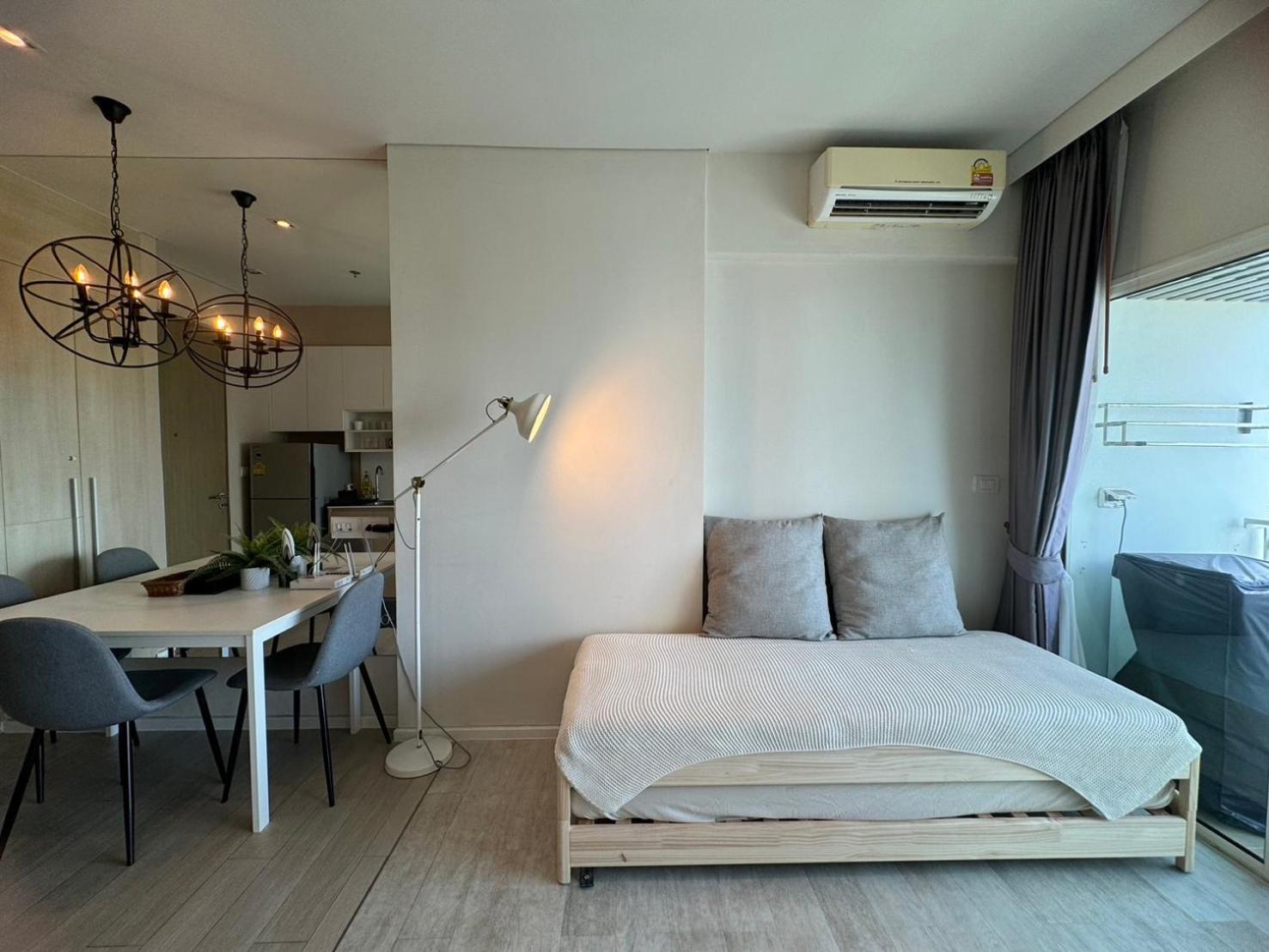 Residence By Hello Pattaya At Veranda Praia de Jomtien Quarto foto